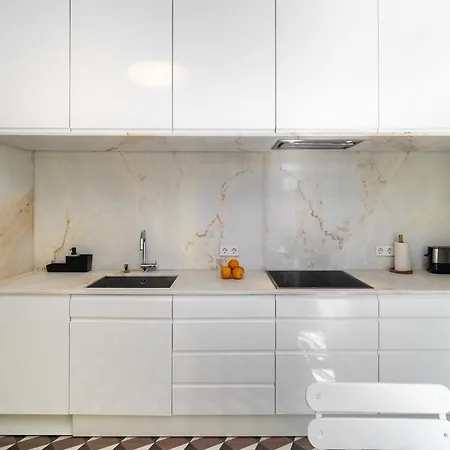 Whome Classic Beauty & Modern Retreat In Rato * Lisbon