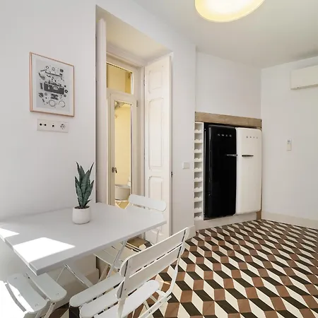 Апартаменти Whome Classic Beauty & Modern Retreat In Rato