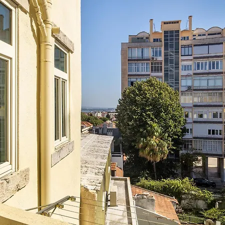 Whome Classic Beauty & Modern Retreat In Rato * Lisbona